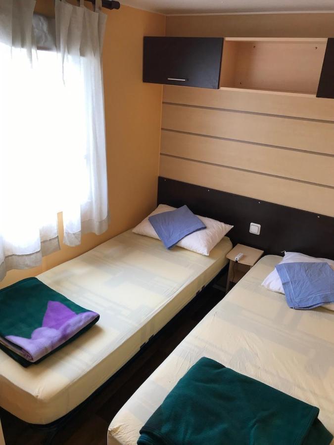 Bed and Breakfast Lo Soulenquo A Fonteilles Sur Le Gr 65 Golinhac Екстер'єр фото