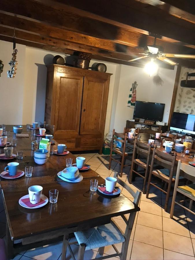 Bed and Breakfast Lo Soulenquo A Fonteilles Sur Le Gr 65 Golinhac Екстер'єр фото